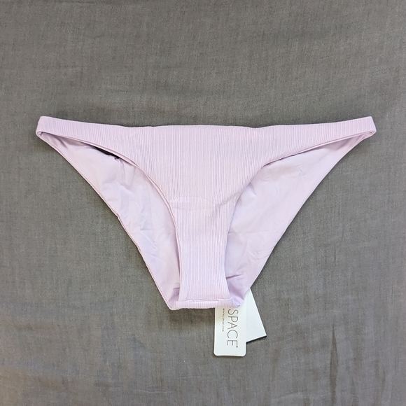 L*Space Camellia Camacho Bikini Set Peony - Picture 9 of 13